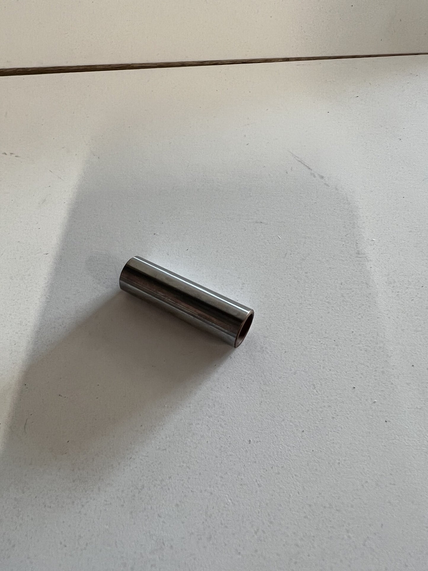 Pasador de pistón LKE R14 VO 12x34x9