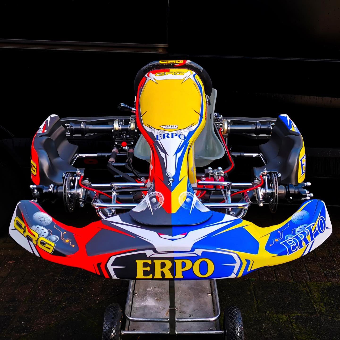 Diseño de juego de pegatinas de karting personalizado