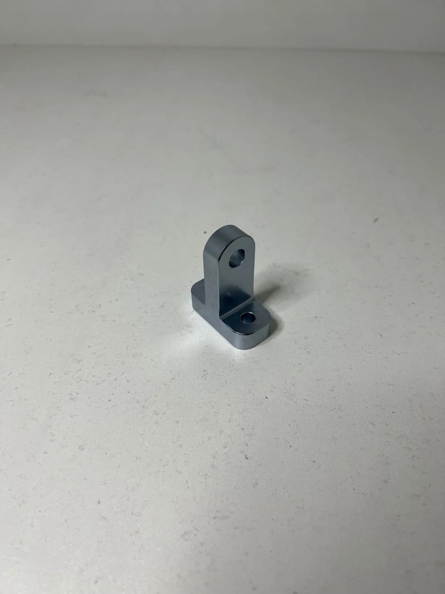 Soporte de escape pequeño LenzoKart