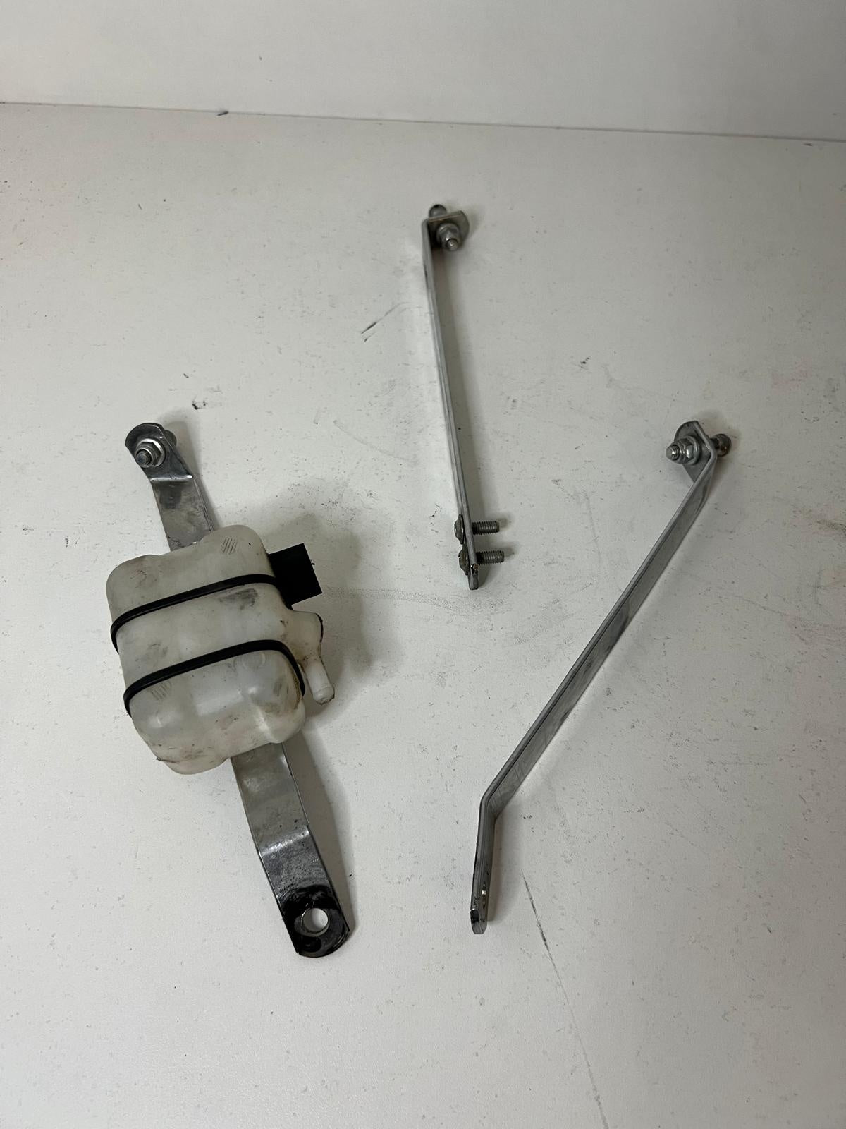 Gebruikt KG bevestiging beugel set voor EKS Mini kart met KG MK20 spoiler