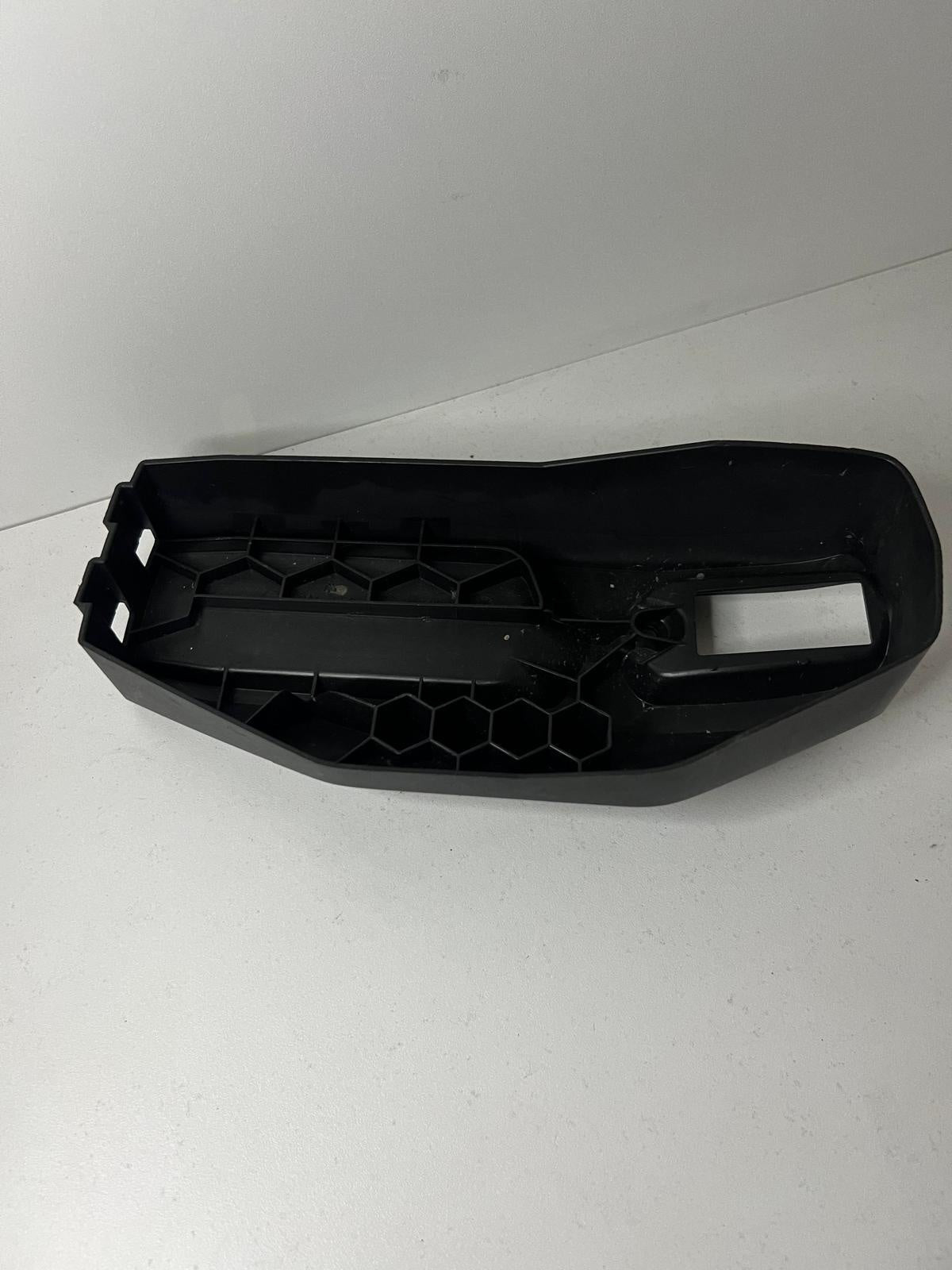 Tapa de caja de batería Rotax Max usada