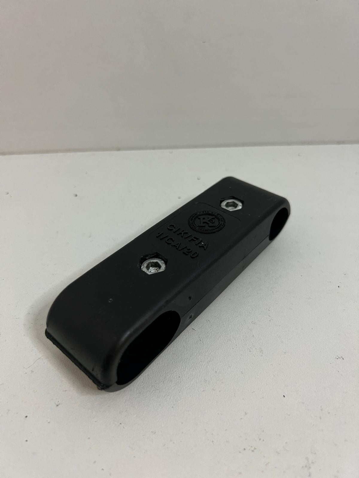 Gebruikt KG voorbumper support plastic