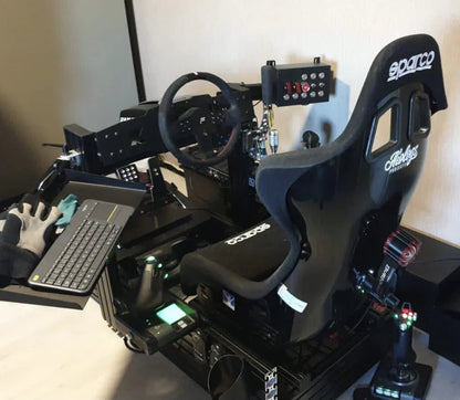 Cabina de simulación de carreras SimXPro XT160 GT