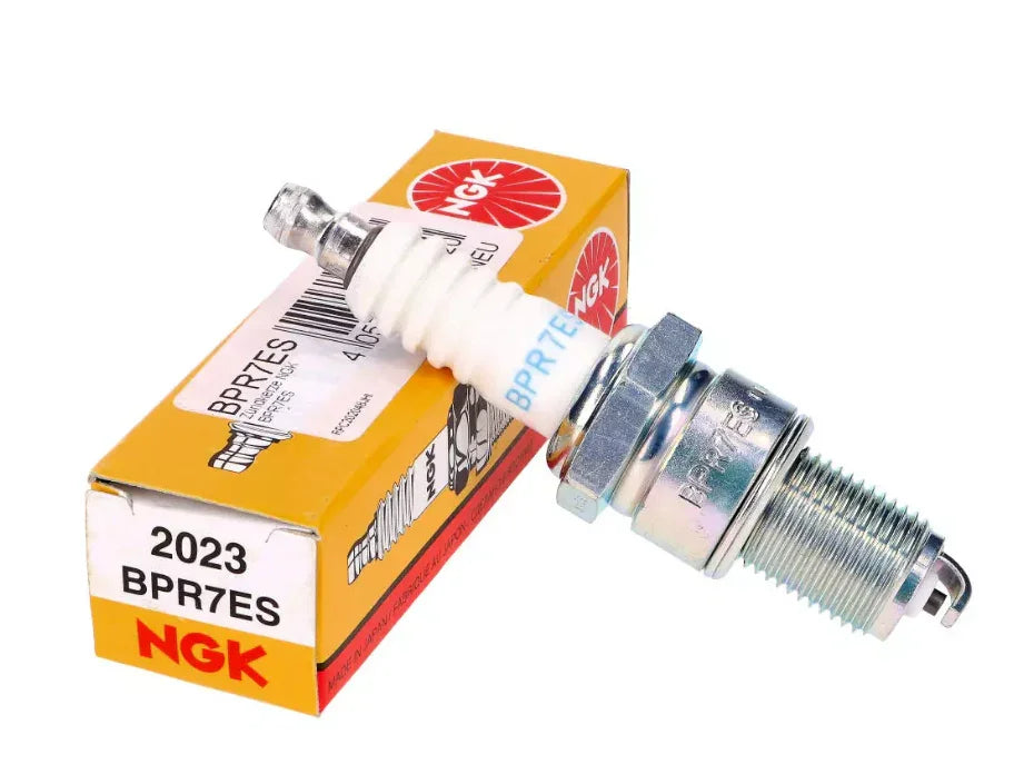 NGK bougie BPR7ES - KartKings