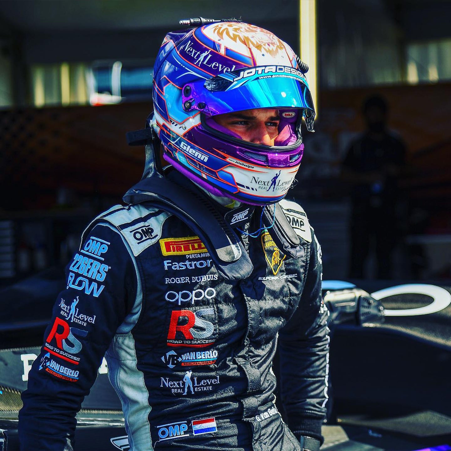 Haz que un profesional pinte tu casco de kart