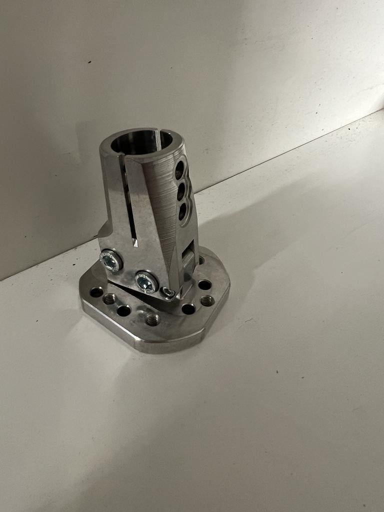 Soporte de dirección ajustable Intrepid